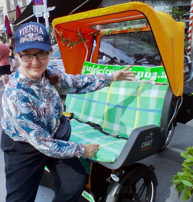 RAXI (Electric Rickshaw) Vienna Tours with two options - Start at the Iconic Albertina and Cafe Mozart