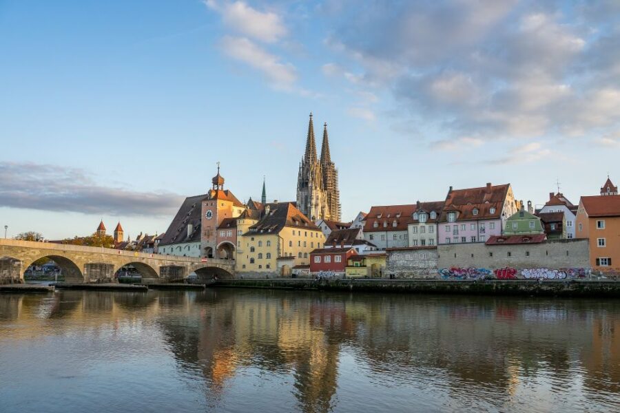 Regensburg - Classic guided tour - Discover Regensburg’s UNESCO World Heritage Old Town
