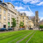 Reims: Express Walk with a Local in 60 minutes - Starting at the Statue de Jean-Baptiste Colbert