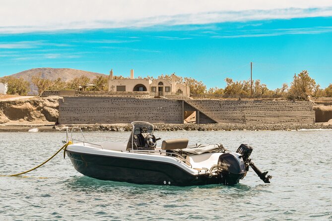 Rent a Boat with 30/50hp Engine in Santorini without a License - Exploring Santorini’s Coastline Without a License