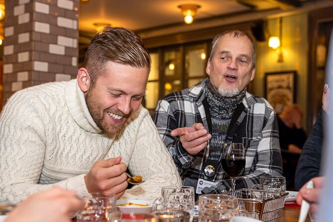 Reykjavik Food Lovers Tour - Icelandic Traditional Food - Reykjavik’s Historic Hot Dog Stand: Bæjarins Beztu Pylsur