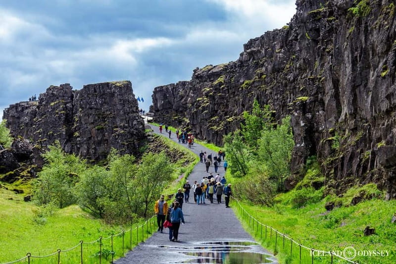 Reykjavik: Golden Circle Classic Tour - Comfortable Transportation in a Private SUV or Van