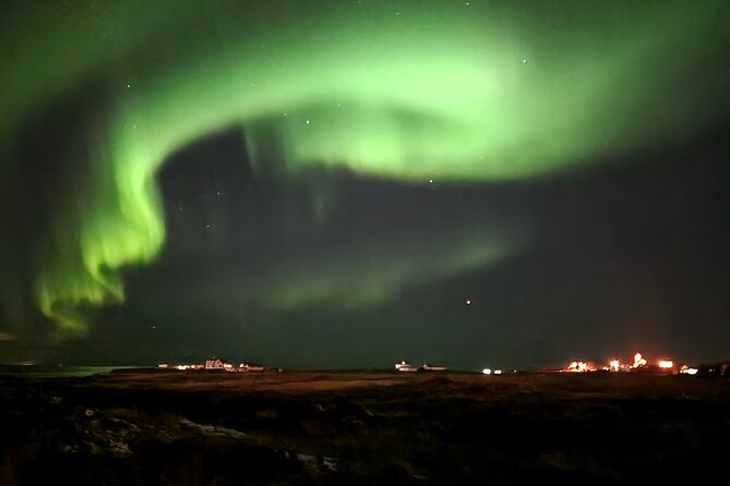 Reykjavik Northern Lights Evening Adventure Guided Tour - From Reykjavik to Remote Aurora Viewing Spots