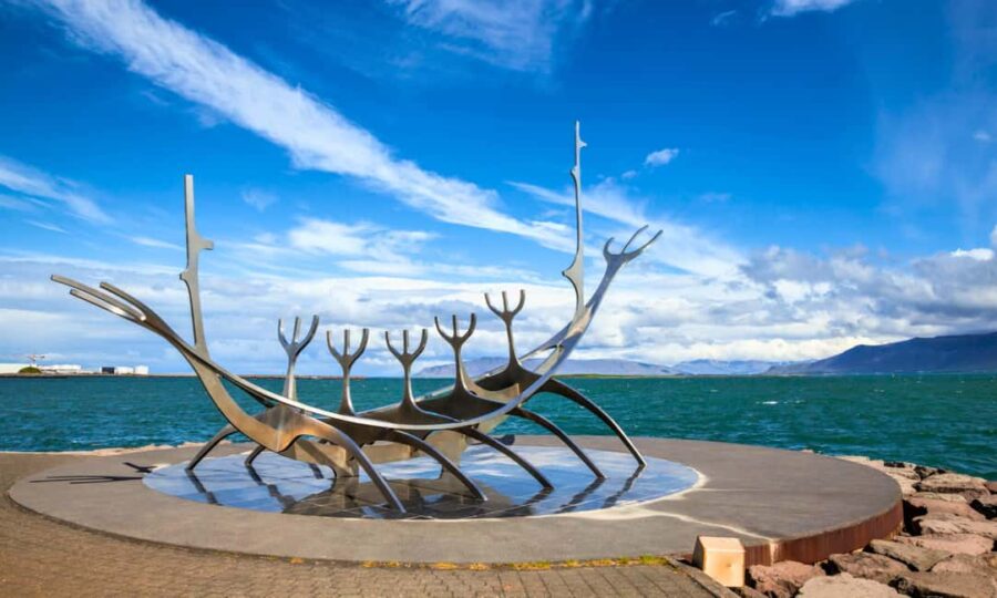 Reykjavík Platinum Tour: Heritage, Local Flavours & Perlan - The Sun Voyager Sculpture: Icelandic Adventure and Discovery