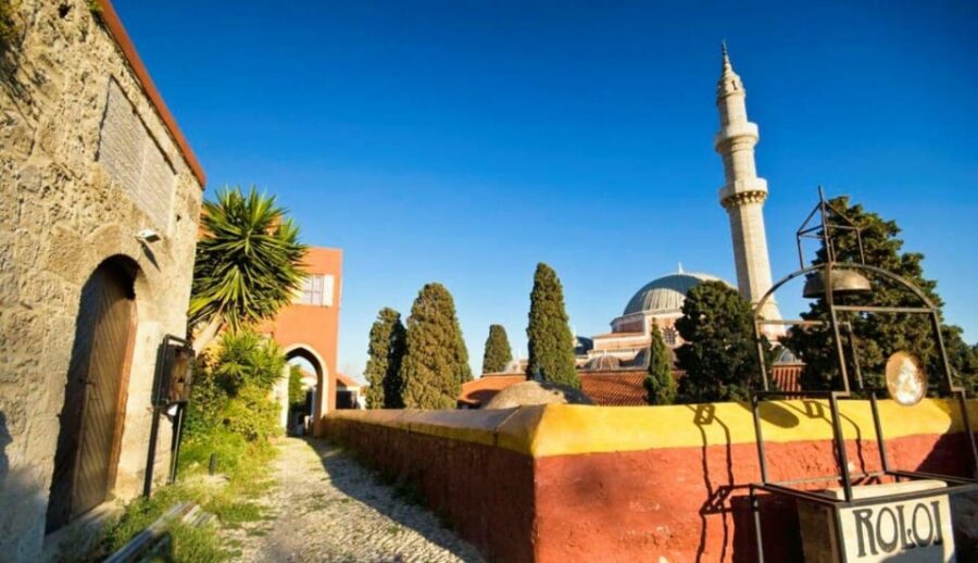 Rhodes: Private Medieval City Treasure Hunt with Food Stops - Smartphone Riddles and Interactive Clues