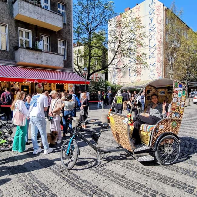 Rickshaw day trip Adventure full of culture and fun! with hotel pickup - From the Brandenburg Gate to Museum Island