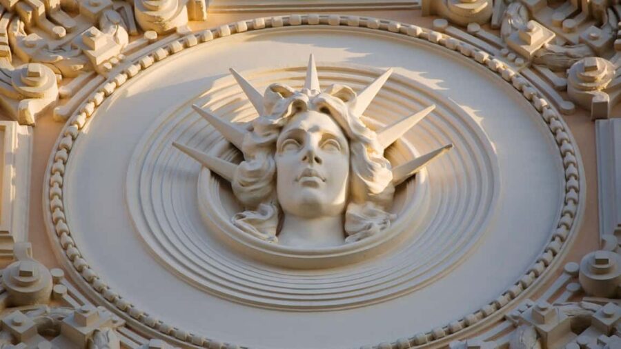 Riga: Art Nouveau Walking Tour with Welcome Drink - Exploring Riga’s Medieval Streets and the Freedom Monument