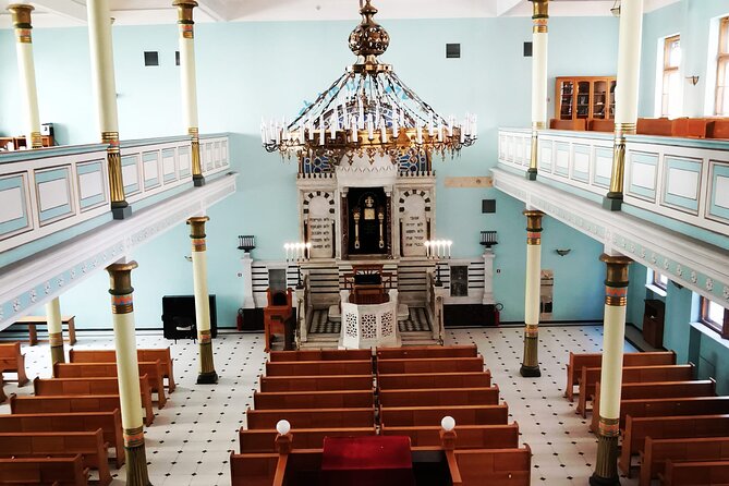 Riga Jewish History Tour - Exploring Art Nouveau Riga and Notable Architecture