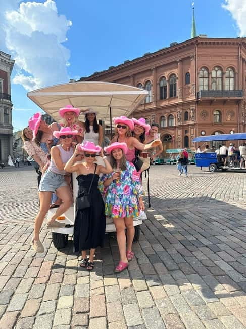 Riga: Prosecco Bike & Pub Crawl - Starting Point and Tour Duration in Riga’s Old Town
