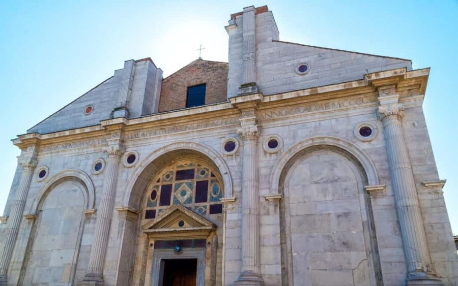 Rimini: Walking Food Tour and Highlights - Visiting Rimini’s Historic Landmarks