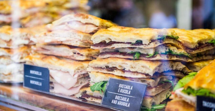 Rione Parione Walking Food Tour - Starting Point in Campo de Fiori with a Famous Statue