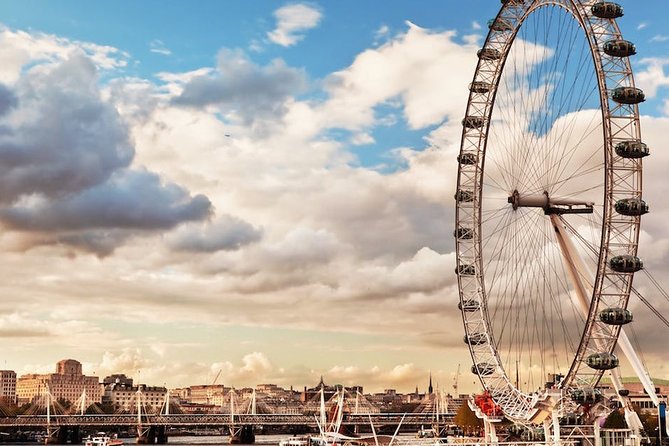 River Thames London Walking Tour - From Ceremonial Watergate to Victorian Gardens