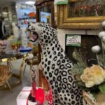 Roma: Vintage and Second-hand Shopping Tour - Personal Shopping Time at Two Key Thrift Stops
