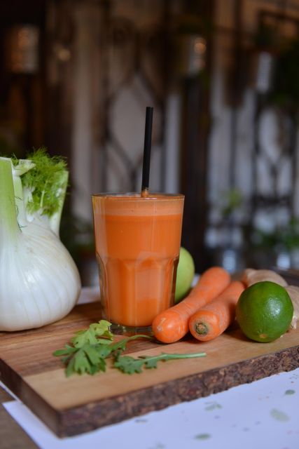 Roman Vegetarian Food Tour - Key Points