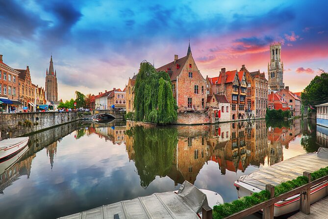 Romantic Bruges: Love Between the Canals Exploration Game - Starting Point at ‘t Zand and the First Clue