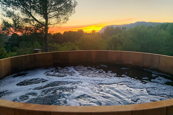 Romantic Couple's Day to Relax in Provence off the beaten path - Relaxation at a Private Outdoor Jacuzzi with Sainte Victoire Views