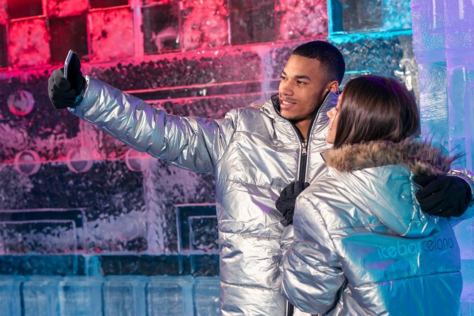 Romantic Pack at Icebarcelona - Navigating the Location of Icebarcelona in the Heart of Barcelona