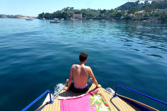 Romantic Private Tour for 2 plus guide on your own Solar Powered Boat - The Route and Principal Sights: Villas, Villages, and Yachts