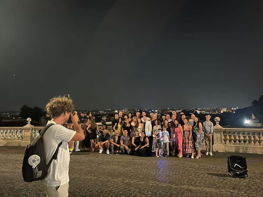 Rome: Christmas in Rome Illuminated Night Tour in Golf Cart - Exploring Rome’s Iconic Fountain and Historic Sites