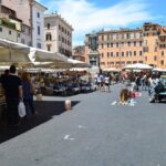 Rome Food and Wine Tour among Trevi Fountain, Pantheon and Campo De' Fiori - Exploring the Bustling Campo de Fiori Market