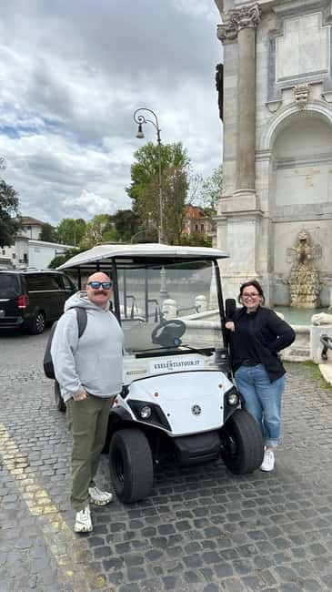 Rome: Golf Cart Tour with Professional Photoshoot - The Guide: Multilingual and Knowledgeable
