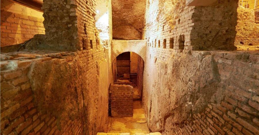 Rome: Immersive Underground and Piazzas Tour - Starting at Piazza Navona and Its Underground Secrets