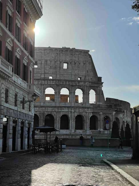 Rome: Out Of Crowds Colosseum Gladiator's Arena Guided Tour - The Facade and External Features of the Colosseum