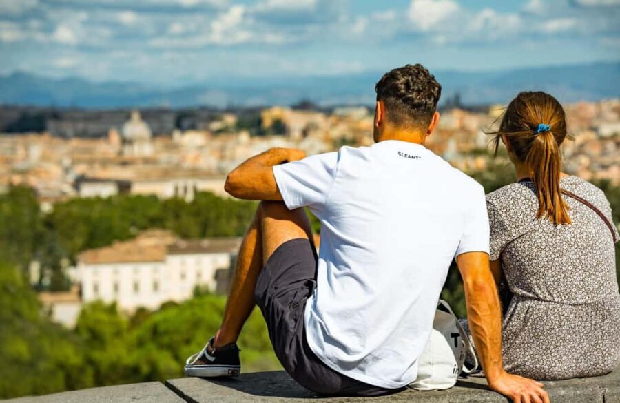 Rome: Panoramic Off-the-beaten-track Cannondale E-Bike tour - Winding Through Trastevere’s Colorful Streets