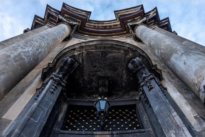 Rome Pantheon Official Skip the Line Entry Ticket with Host - The Tombs of the Savoy Family and Raffaello Sanzio