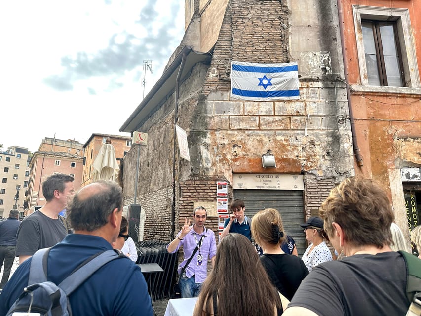 Rome Street Food: Delights at Campo dei Fiori & Ghetto Area - Starting at Campo de Fiori — The Heart of the Tour