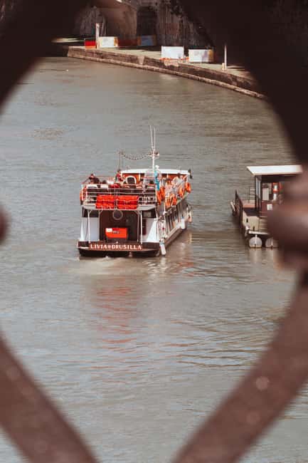 Rome: Tiber River Hop-On Hop-Off Boat Tour Ticket - Practical Details for Boarding and Navigation