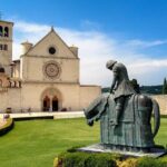 Rome to Florence luxury transfer with Orvieto & Assisi tour and light lunch - Indulging in a Traditional Italian Lunch and Wine Tasting
