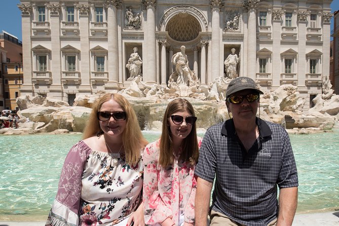 Rome Tour with Driver: Optional Skip-The-Line and Guide - Exploring Romes Iconic Squares: Piazza Navona and the Pantheon