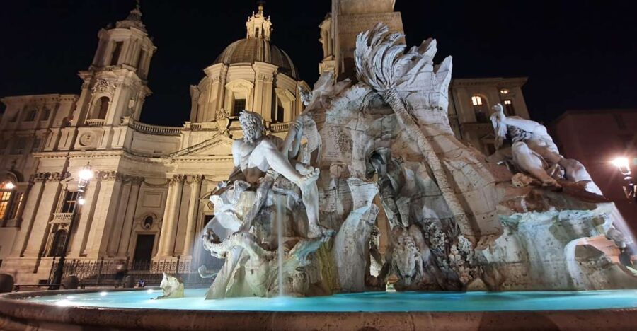 Rome: Trevi Fountain & Other Highlights Guided Tour at Night - Starting Point and Tour Duration in Romes Historic Center