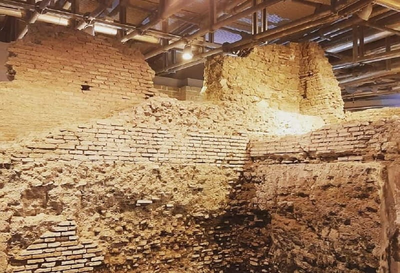 Rome: Vatican Necropolis and Via Triumphalis Guided Tour - Highlights of the Via Triumphalis and Its Ancient Tombs