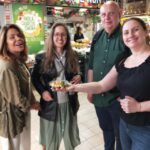Rome: Vatican Street Food and Wine Tour with Farmers Market - Visiting the Historic Farmers Market of Rome