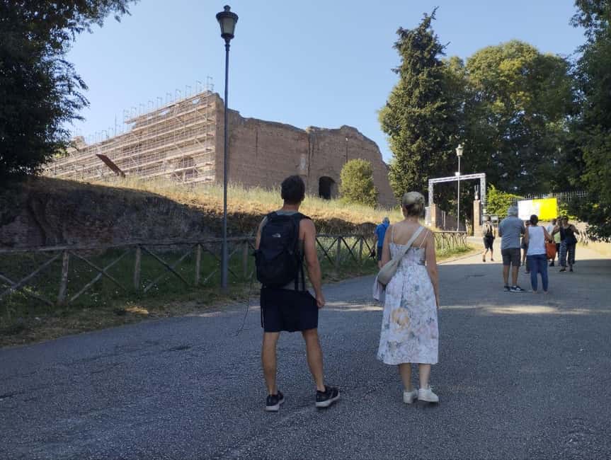 Rome: Walking Tour to the Catacombs of Saint Callixtus - Starting Point Near the Colosseum and First Scenic Walks