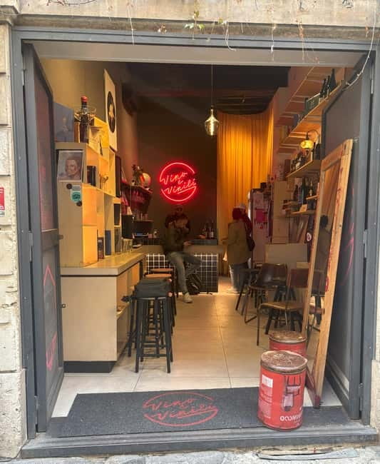 Rome: Wine & Vintage Vinyl Experience - Guided Tasting of Carefully Selected Wines