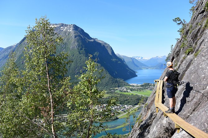 Romsdalsstigen Via Ferrata - Introwall - Climbing the Accessible Route on Nesaksla Mountain