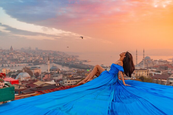 Rooftop Flying Dress Photo Shoot in Istanbul - Dress Selection and Accessories to Personalize Your Look
