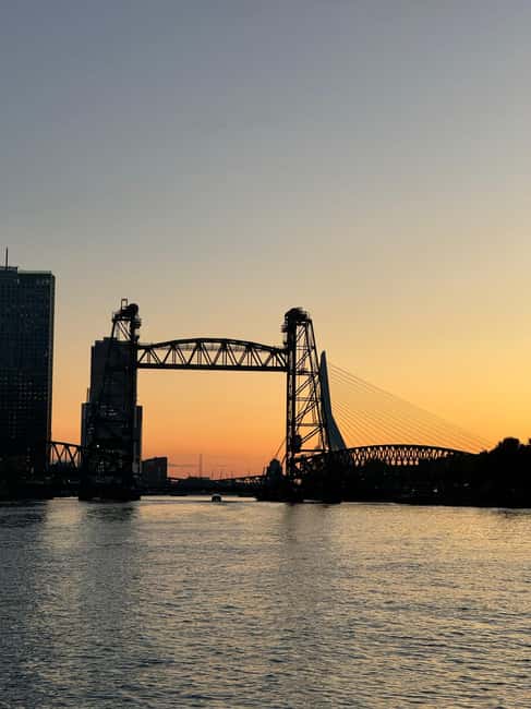 Rotterdam: Pizza Cruise - A Feast of Italian Antipasti to Start