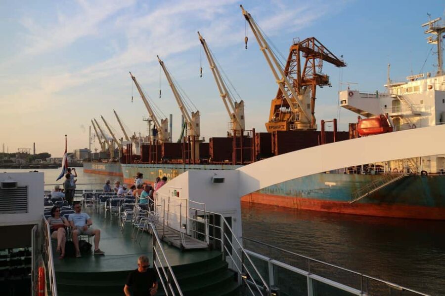 Rotterdam: Summer Evening Cruise with Live Entertainment - Starting Point and Meeting Details at WereldMuseum