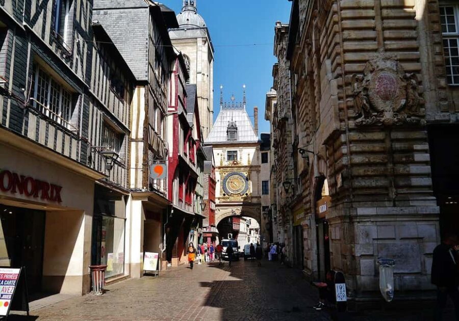 Rouen: Private Walking Tour with a Licensed Tour Guide - Exploring Rouen’s Architectural Treasures