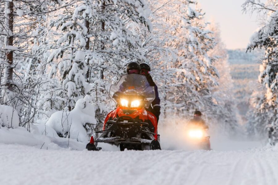 Rovaniemi: 2-Hour Snowmobiling Experience - Meeting Point and Logistics in Rovaniemi
