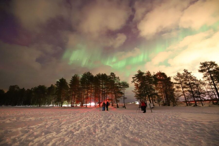 Rovaniemi: Aurora Hunting Photography Tour(98% Success Rate) - How Small Group Sizes Enhance the Experience