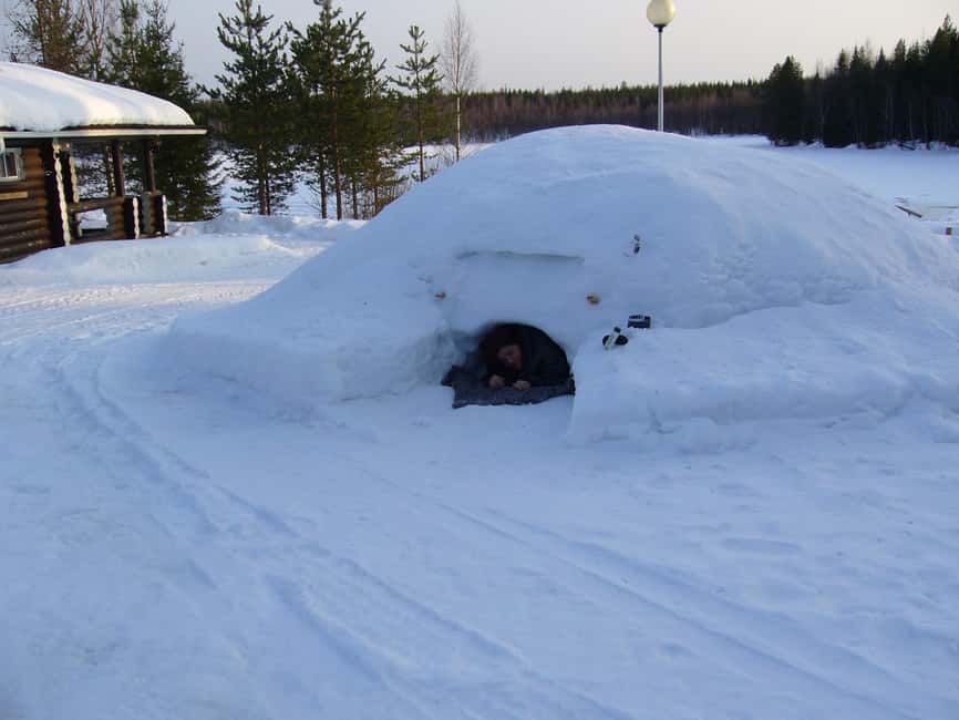 Rovaniemi: Building a Snow Igloo - The Experience Starts with Hotel Pickup in Rovaniemi