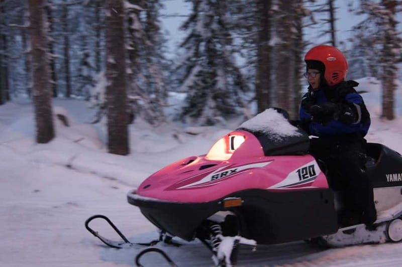 Rovaniemi: Family Snowmobile Safari - Setting out on a Guided Snowmobile Safari in Lapland