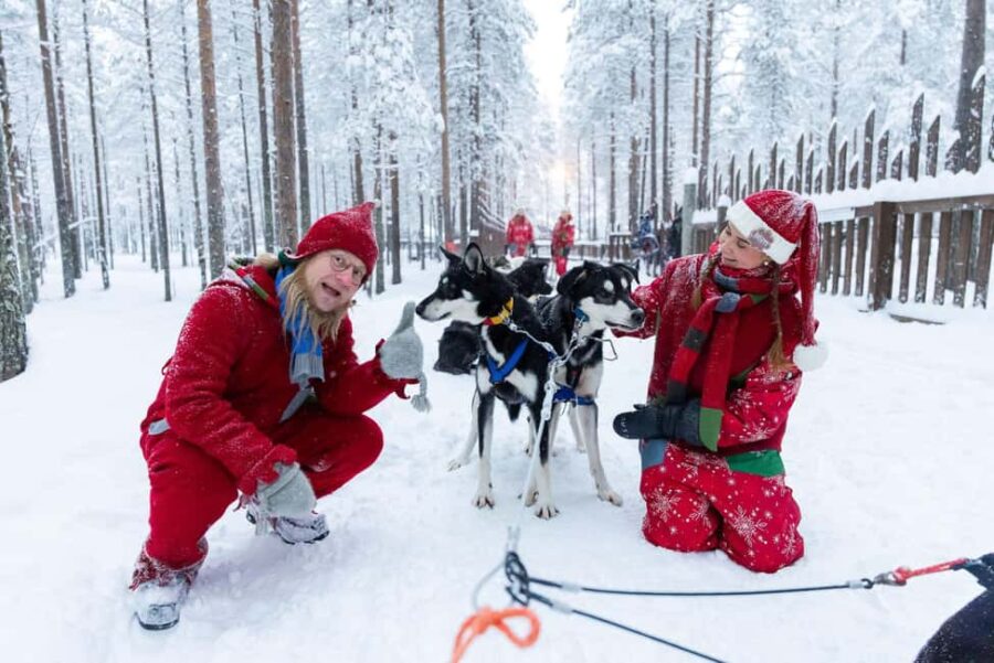Rovaniemi: Meet Santa's Most Trusted Husky Dogs - Meeting Santa’s Elves at the Elf Adventure Center