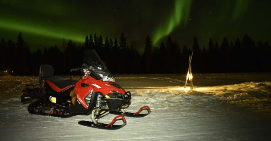 Rovaniemi: Night Snowmobile Tour - How the Tour Begins in Rovaniemi