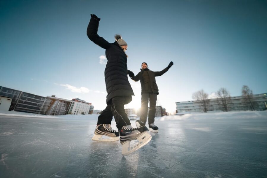 Rovaniemi: Private Ice Skating Photography Session - Starting in Rovaniemi’s Lappish Park with Personalized Service